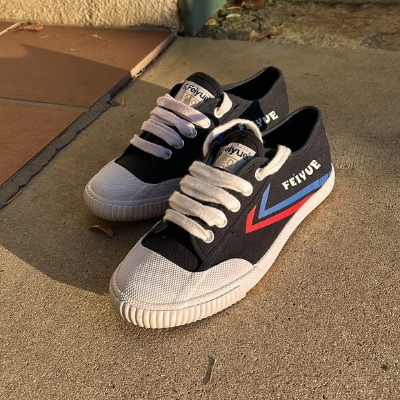 Feiyue 1920s Navy Canvas Sneakers – 7W / EUR 38 Heritage Style - Picture 6 of 13